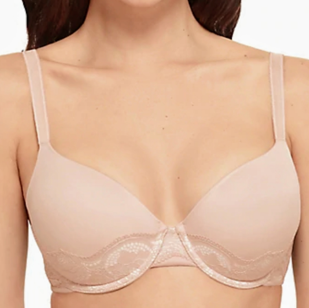 Wacoal Bra size 40DD - nearly new